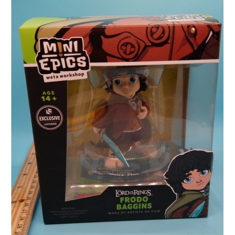 Loot Crate Exclusive - Frodo Baggins LOTR Mini Epics Weta Workshop NIB